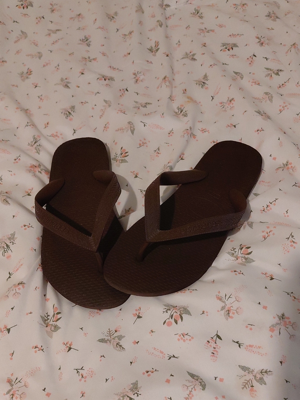 Women’s Brown Flip-Flop Sandals - Comfortable Everyday Thongs